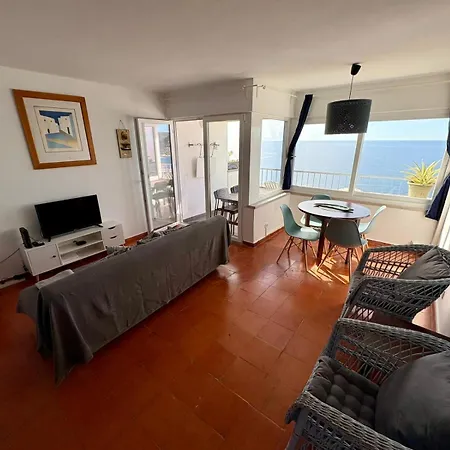White House - Ocean View Apartmán