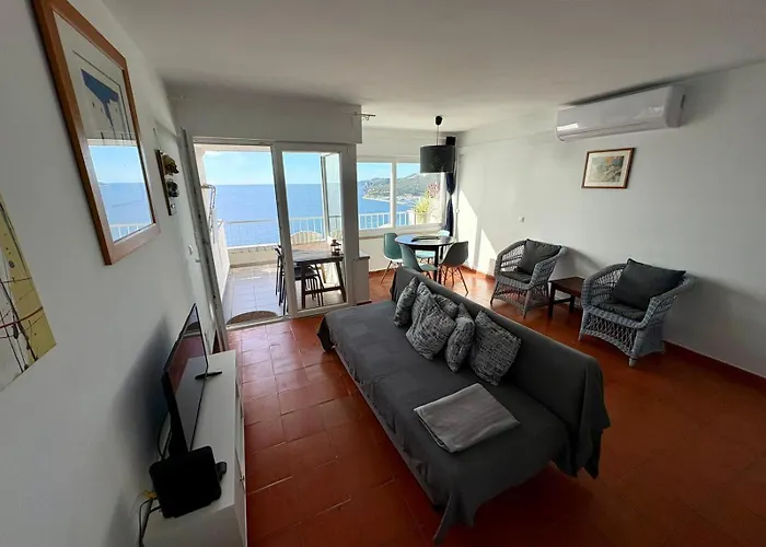 White House - Ocean View Sesimbra